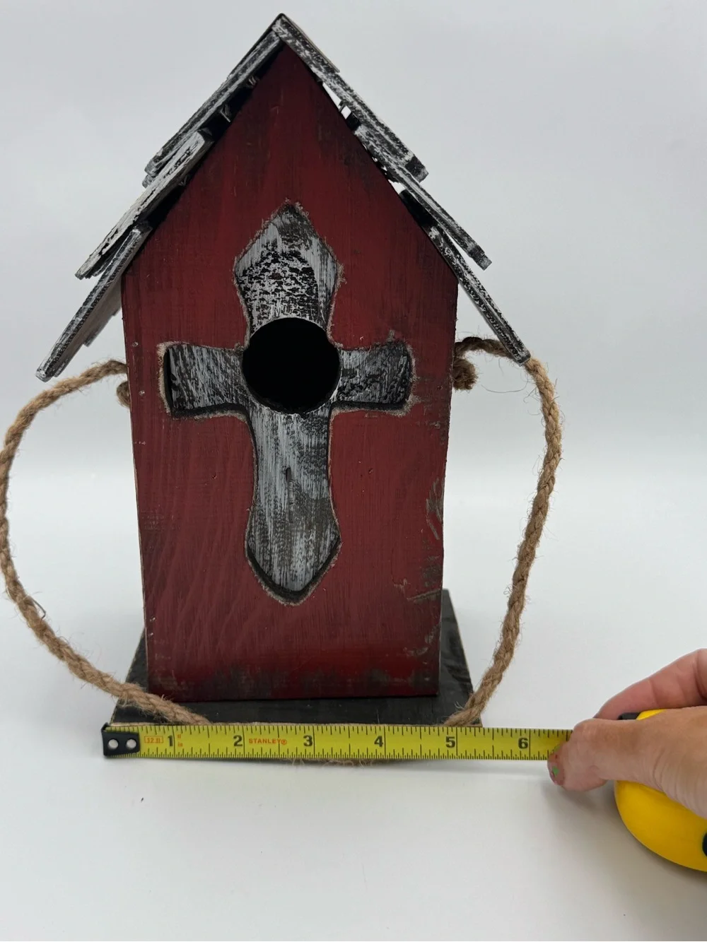 Tellon Collections Rustic Red Cross Wooden Hanging Birdhouse Farmhouse Decor‎